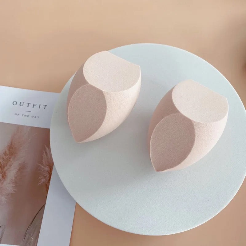 The Jumbo Blending Sponge
